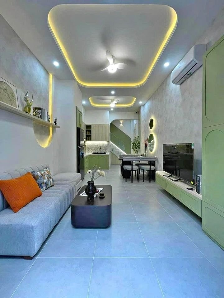Bán gấp nhà 2 lầu, Sổ riêng chính chủ, Dương Thị Mười, Quận 12