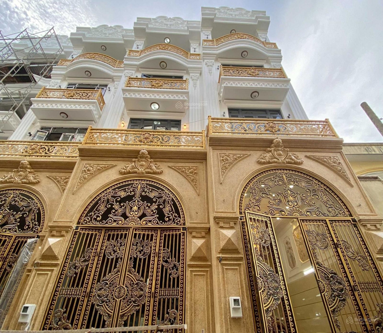 Bán gấp nhà 4 Tấm ngay Chợ Bình Thành, Bình Tân 160m2,giá 1 tỷ 930 Triệu 