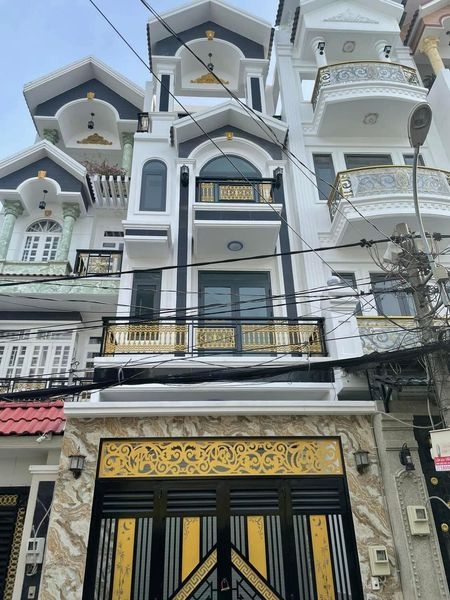 Bán gấp nhà 4 tấm ngay chợ Bình Thành, Bình Tân, 54m2, 4 tấm, 2,1 tỷ