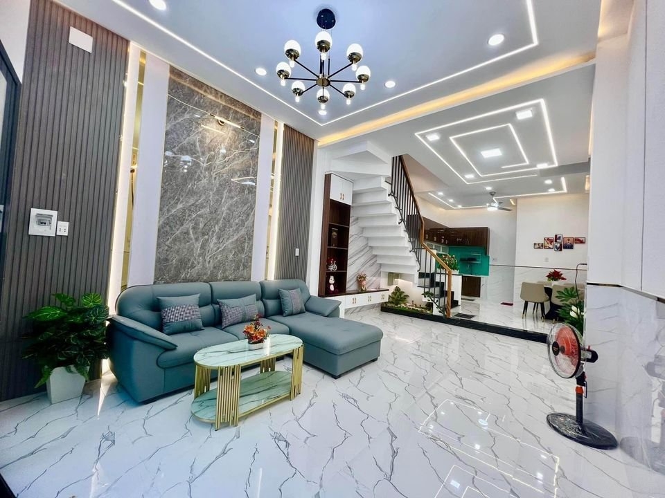 Bán gấp nhà mới xây - 1 trệt 1 lầu, nhà đúc kiên cố ngay liên khu 4-5, Bình Tân