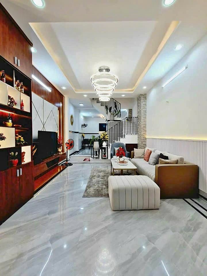 Bán nhà 1/ đường 6m SHR q.Bình Tân. 40m2 (3 lầu ĐÚC +3PN toilet riêng). Có sẵn sổ - hỗ trợ vay