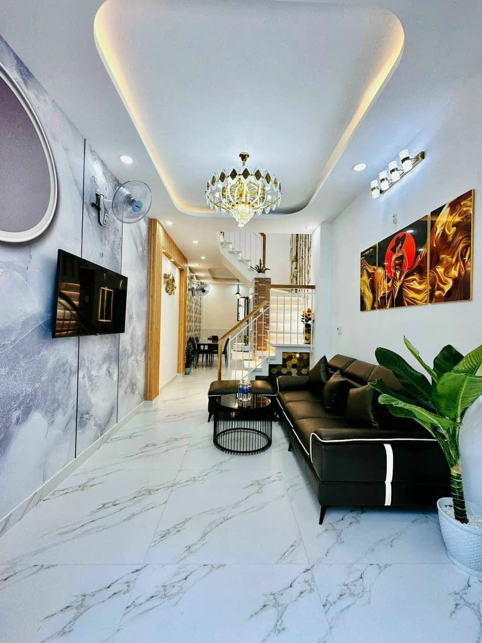 Bán Nhà 1 Trệt 1 Lầu 2PN DT 36M2 H5MT Giá Chỉ 1,95 Tỷ - Vị Trí Trên Trục Đường Nguyễn Ảnh Thủ  Đi Gò Vấp 