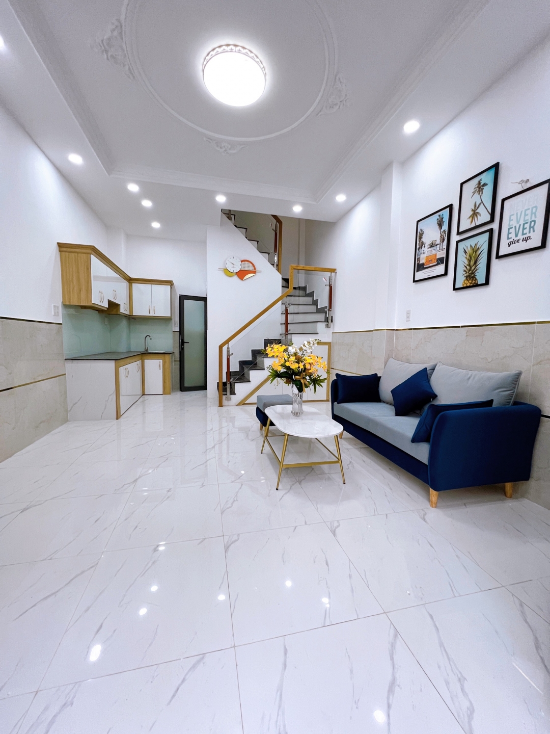 Bán nhà 1 trệt 2 lầu Sân thượng , đường Lê Trọng Tấn , Q. Bình Tân,108m2 , SHR, 2 tỷ 680