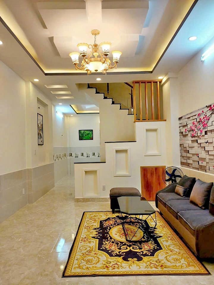 Bán nhà 2L ngay Chợ Liên Khu 4-5, SHR - Chính chủ kí bán. DTSD: 126m2 vuông vứt. Chỉ với 2,38 Tỷ/TL