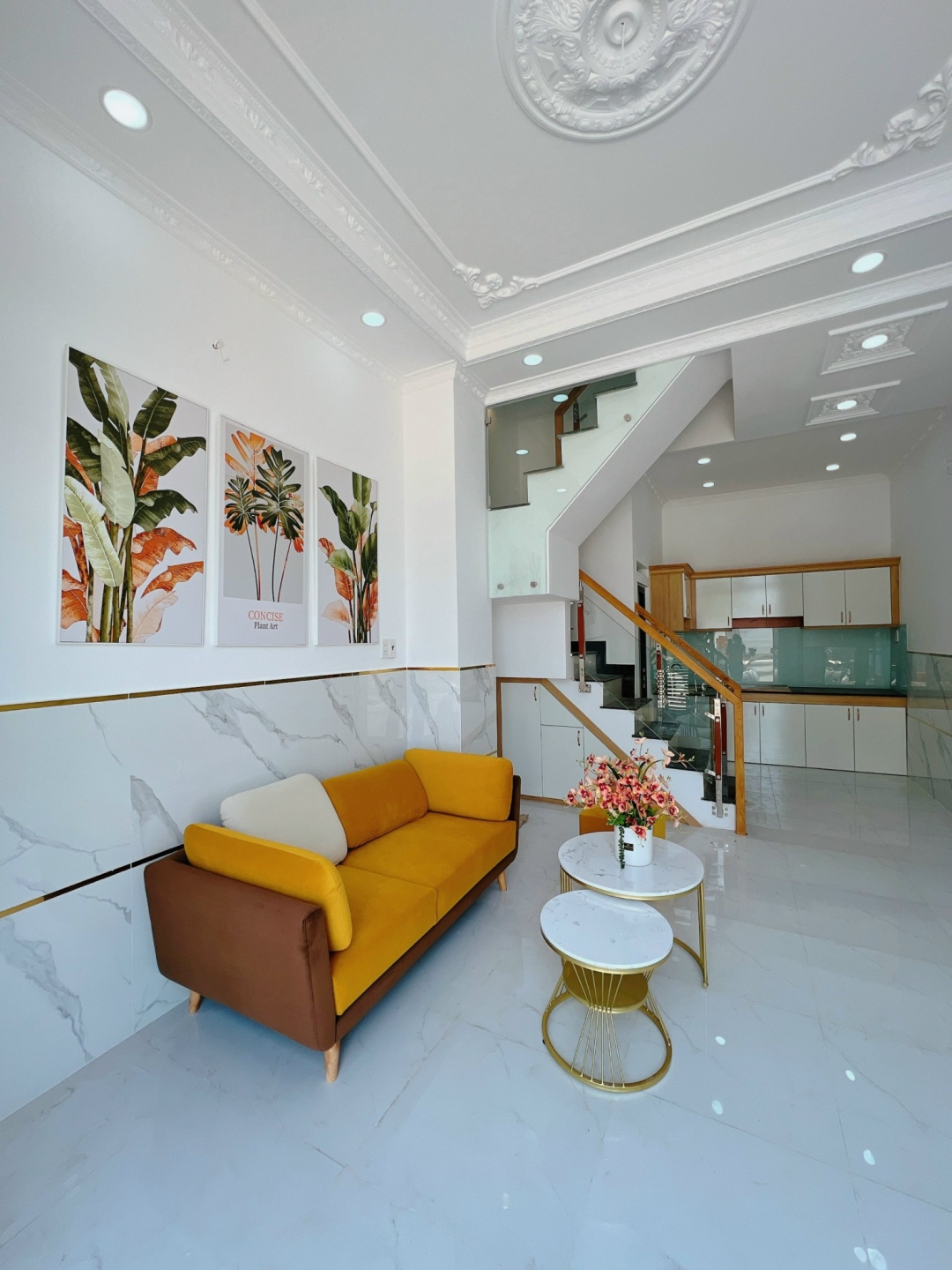 Bán Nhà Mới 2 Lầu Sân Thượng, gần Aeon Tân Phú, giá 2tỷ6 thương lương