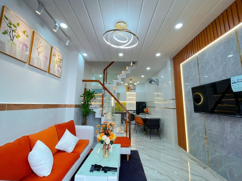 Bán nhà mới xây 2 Tấm Đúc 3PN ngay Chợ Liên Khu 5-6 quận Bình Tân. Giá chỉ 1.750 tỷ/TL