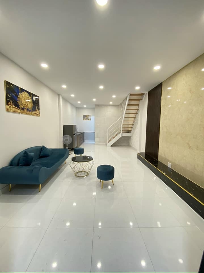 Bán nhà mới xây ngay trục đường Lê Trọng Tấn, DT 30m2 1 lầu 2PN, giá chưa tới 1 tỷ - vào ở ngay