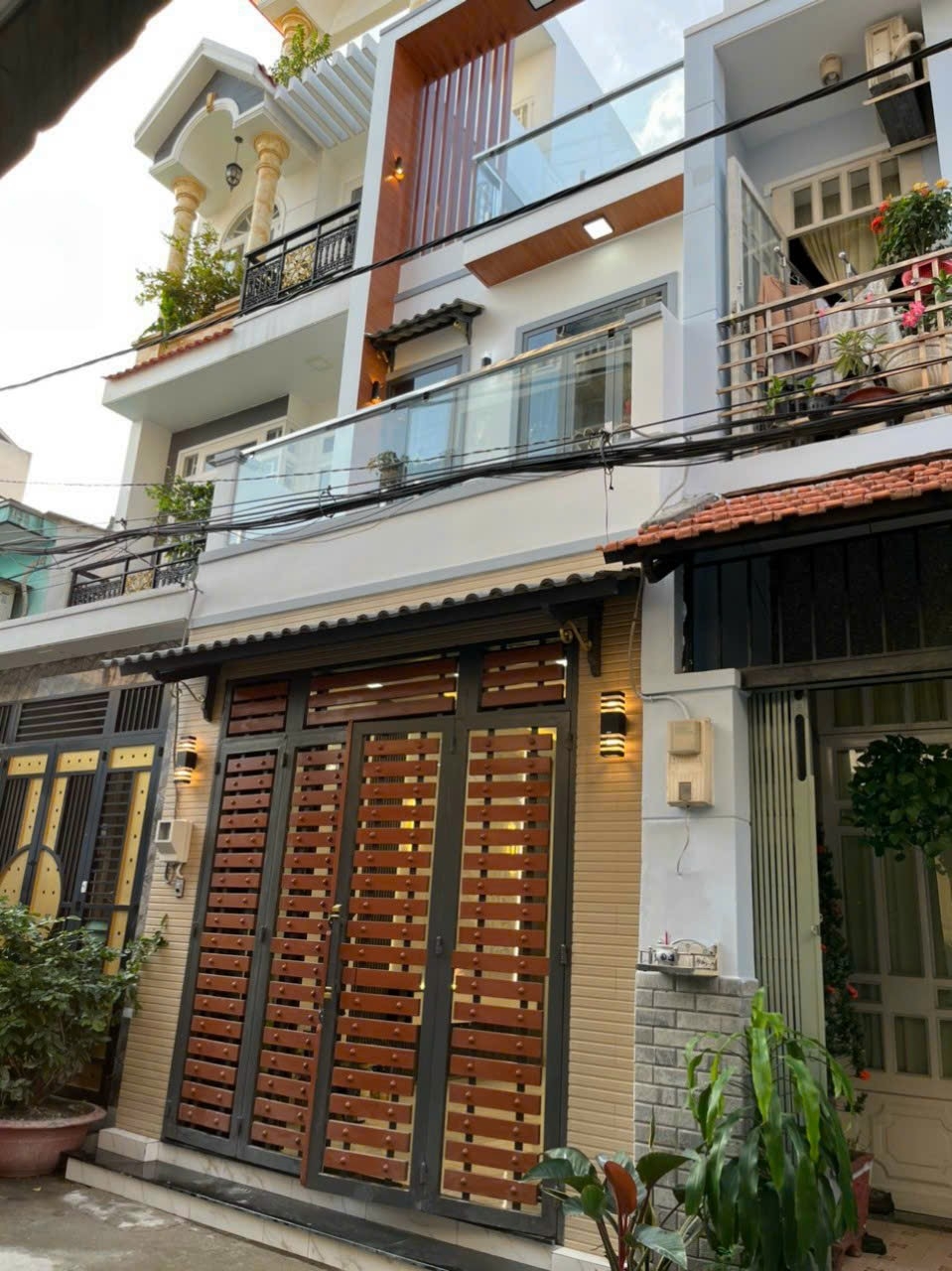 Bán nhà riêng 36m2 ngay đường Nguyễn Thị Tú, cách Ngã 5 Vĩnh Lộc 2km