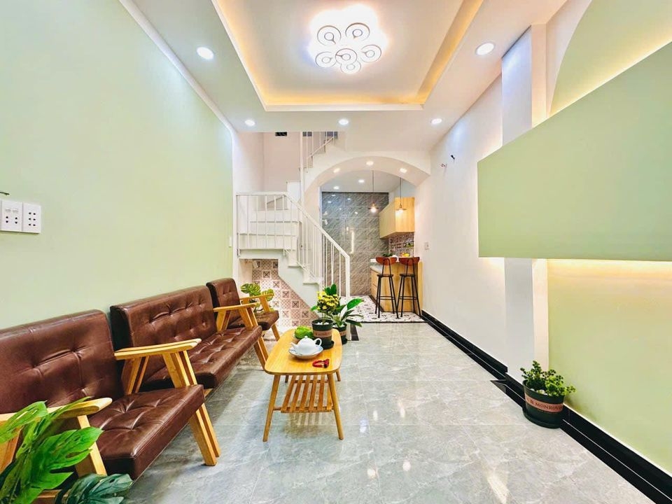 Bán Nhà SHR Mới Xây - 1 Trệt 2 Lầu 3PN 3WC Hẻm 3 Gác - Giá Chỉ 1,6x Tỷ TL - Tại Trục Đường LK 4_ 5  - Đường Số 6 - LK 5-6 