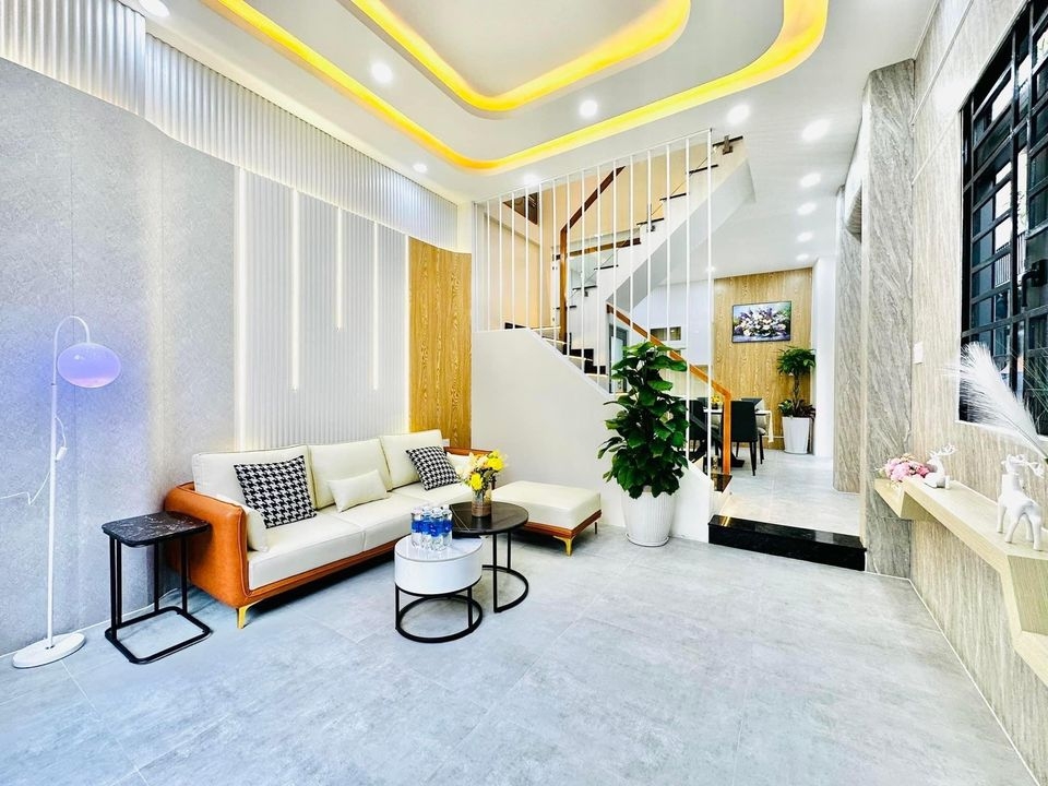 Bán nhà SỔ HỒNG RIÊNG 4.5x12m dưới 3 tỷ (TL) nhà hoàn công, mua bán công chứng sang tên