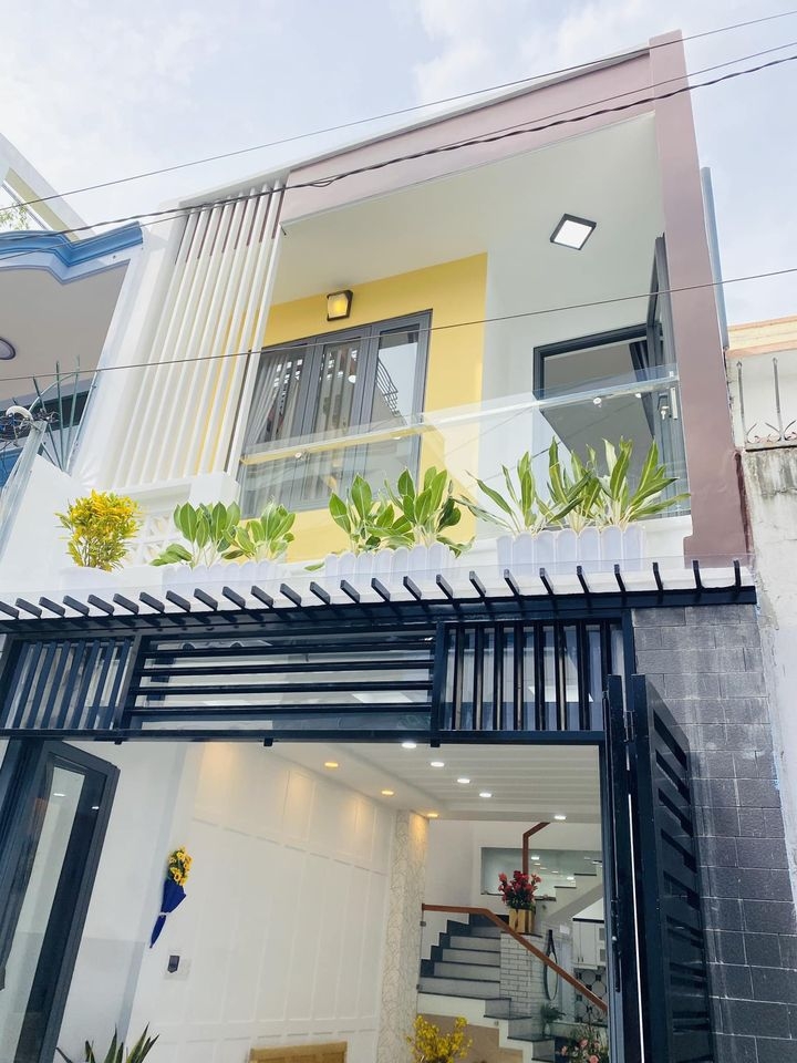 Bán nhà sổ hồng riêng ngay cuối Lê Đức Thọ - Metro Quận 12 hẻm xe hơi 7m thông giá 1 tỷ 780