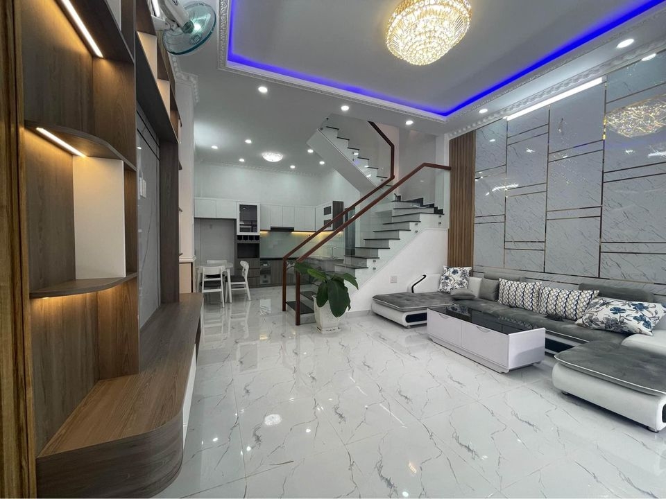 Chỉ với 1,9 tỷ sở hữu ngay nhà Mặt Tiền 71m2, vuông vứt, Sổ Hồng Riêng, Giá ưu đãi đầu tháng 10.