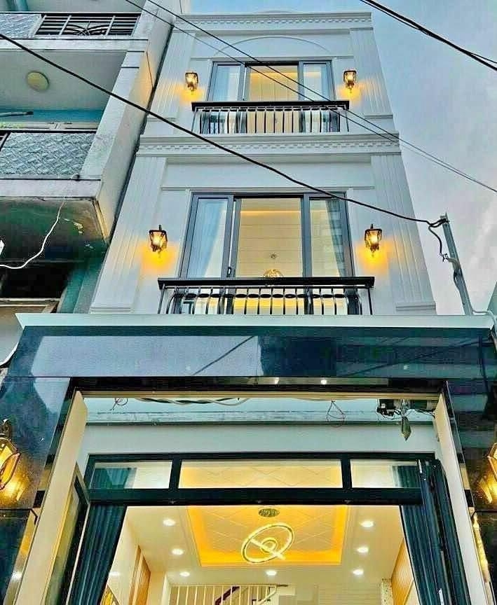 Chính chủ cần bán nhà ngay Hồ Văn Long, hẻm ô tô - công chứng sang tên trong ngày. Giá 2Tỷ880 TL