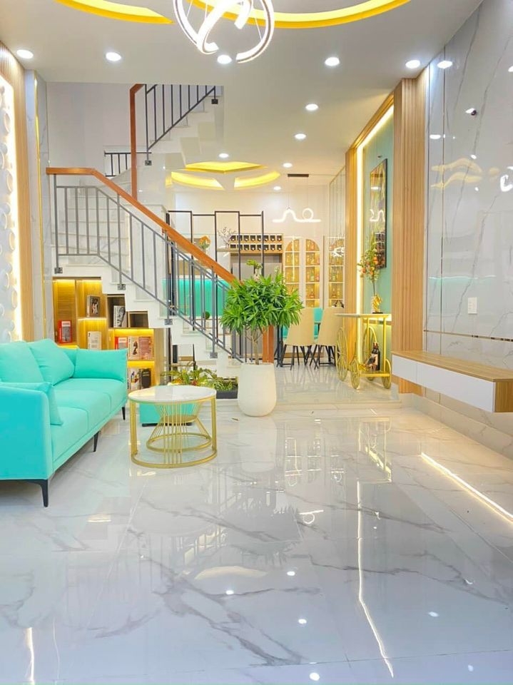Nhà 3 lầu , SHR , 2 tỷ xx nhận nhà , hỗ trợ trả chậm , giá 2 tỷ 56 , BHH B , Quận Bình Tân