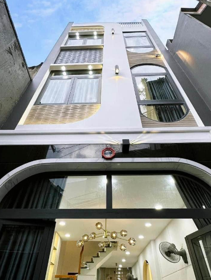 Nhà mới 1/ Đường Nguyễn Thị Tú Quận Bình Tân Giá 2tỷ9 DT 40m2 BTCT 3lầu