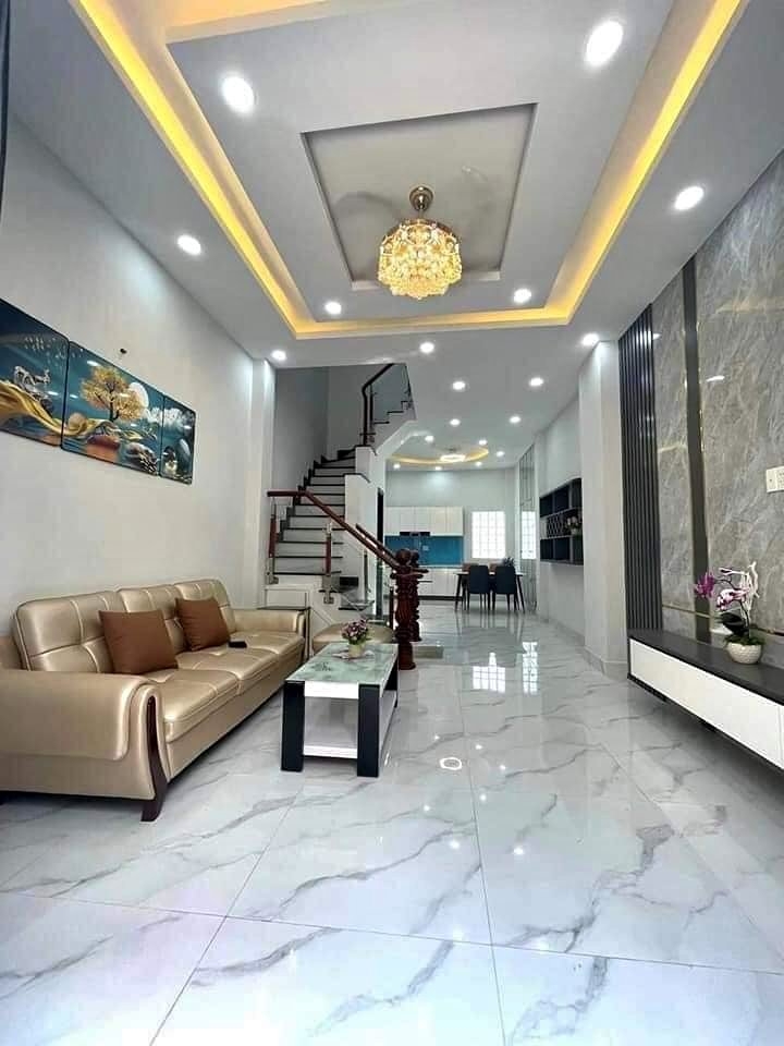 Nhà mới bình tân, vào ở ngay, SH bao sang tên 4x10 4pn wc riêng sân thượng HXH 7m quay đầu