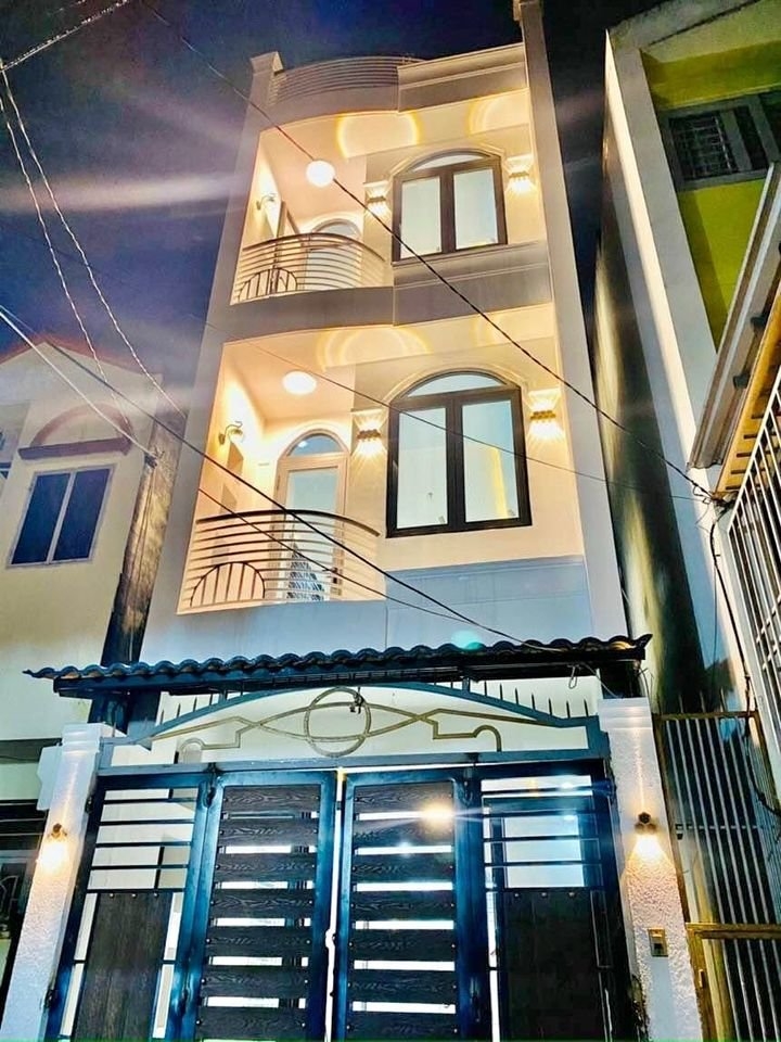 Nhà mới ngay Cầu Bưng đường Lê Trọng Tấn quận Bình Tân. 40m2 (2 lầu Đúc +4PN+ sân thượng). Giá chưa đến 3 tỷ. LH 081 6138686 chính chủ