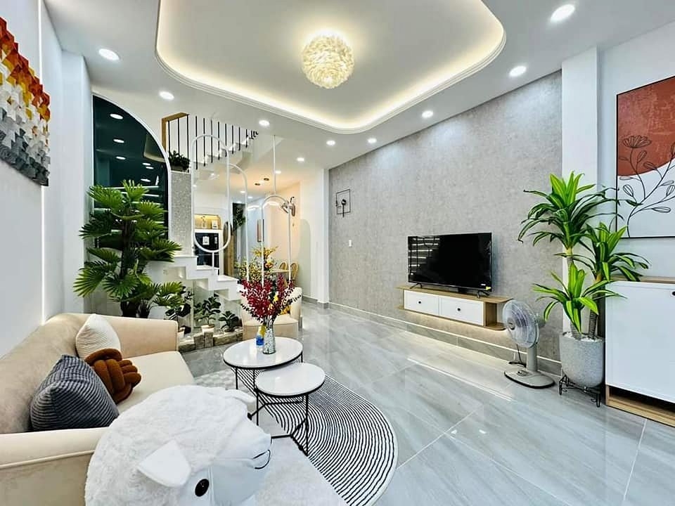 Nhà mới siêu rộng, Bình Thành, Bình Tân, Liên hệ: 081 6138686 Lâm