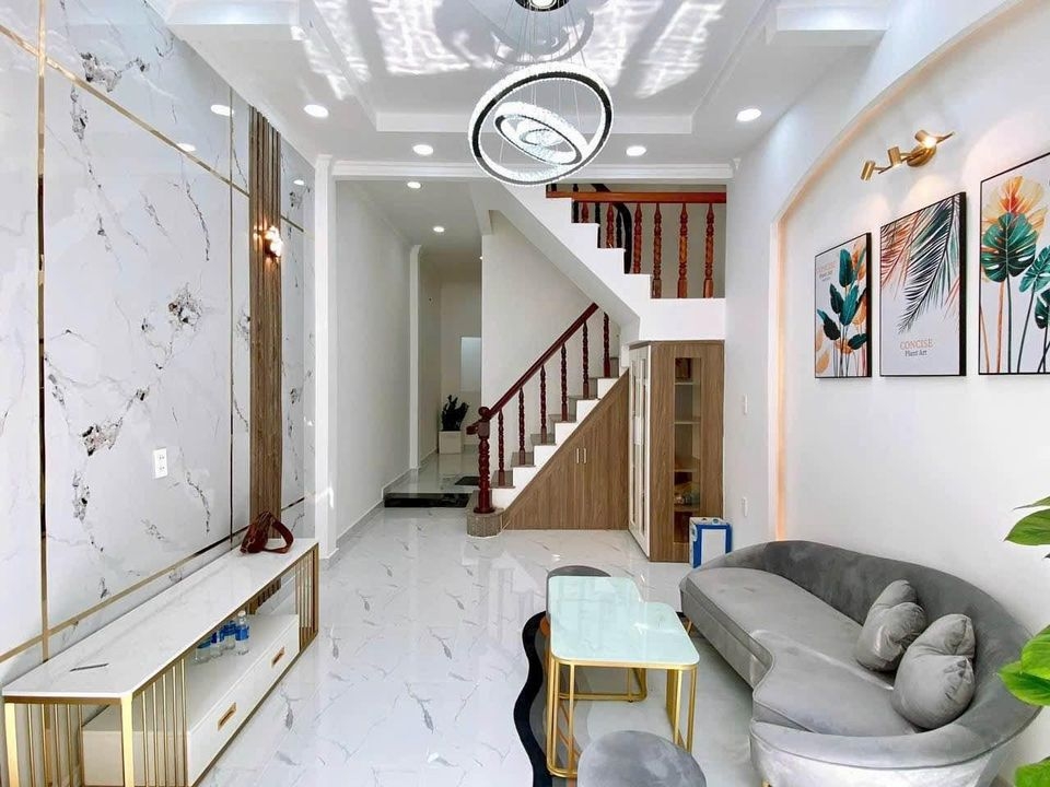 NHÀ MỚI XÂY CẦN BÁN GẤP, GẦN TRƯỜNG TIỂU HỌC KIM ĐỒNG, DT 98m2, BBH B, BÌNH TÂN