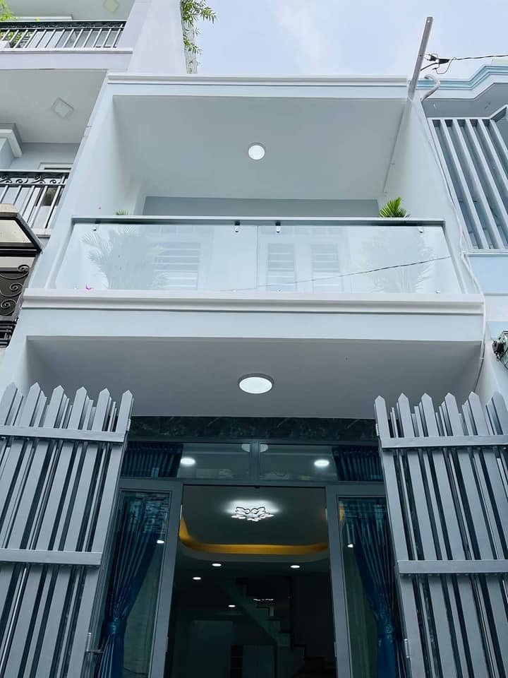 Nhà Mới Xây - Chợ Hiệp Thành - Quận 12 40m2 1 Lầu Đúc, Đường Thông 6m Sổ Hồng Riêng 