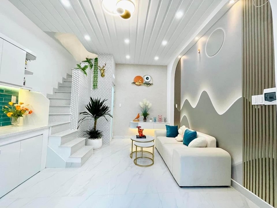 Nhà siêu đẹp nằm , 1 trệt 1 lầu, sổ hồng chính chủ, giá chỉ 1 tỷ 8 