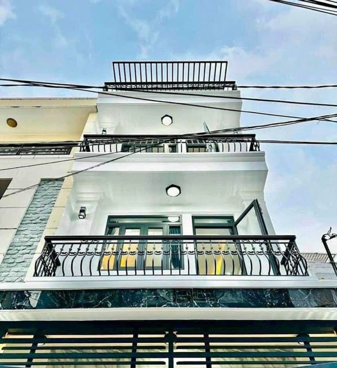 (SHR) Bán gấp nhà ngay Ngã Tư Gò Mây, Bình Tân, 54m2, 3 tầng, 4PN,Chỉ 2.1 tỷ 