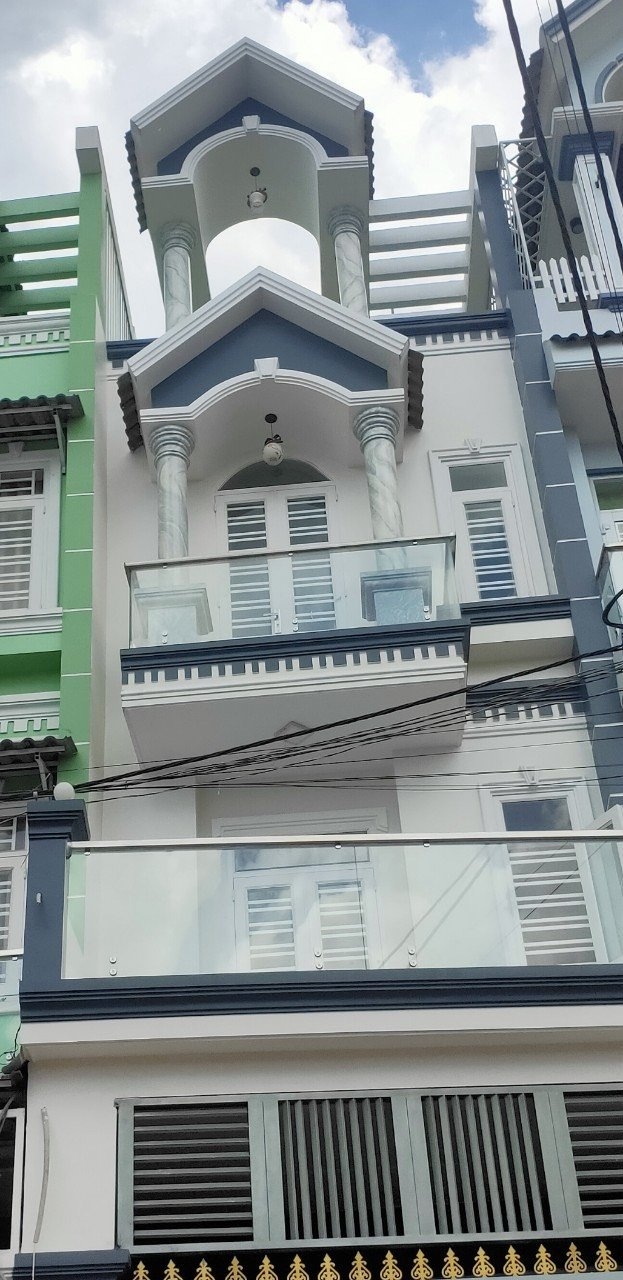 Nhà 3 lầu, hẻm 8m oto đậu, Lê Trọng Tấn (Bình Tân), có sổ công chứng ngay!